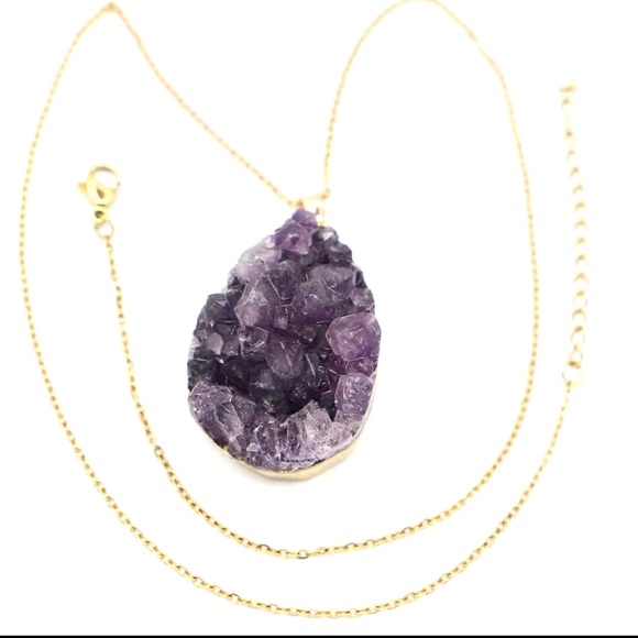 Amethysts Irregular Shape Natural Crystal Necklace With StainlessSteel Chain - Picture 6 of 7